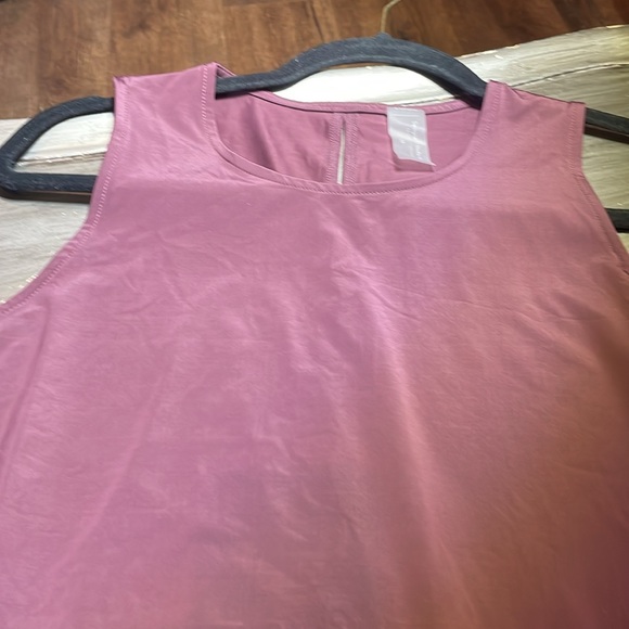 Zuda workout tank size XS P2P 16 NWOT 🐙🐙🐙🐙 - Picture 4 of 4